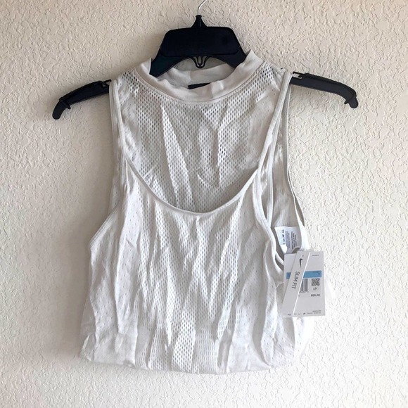 nike Women's Seamless Training Tank City Ready - Picture 3 of 8